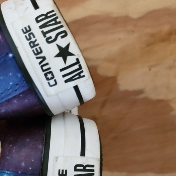 🎓🌐🌐😁MAGIC 😁CONVERSE..2 separate post 1 pair each - Picture 3 of 12